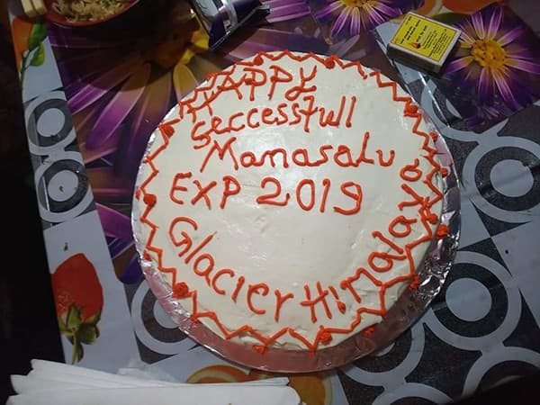 tarta para la expedición al Manaslu