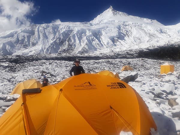 tienda de campaña de la expedición al Manaslu nepal