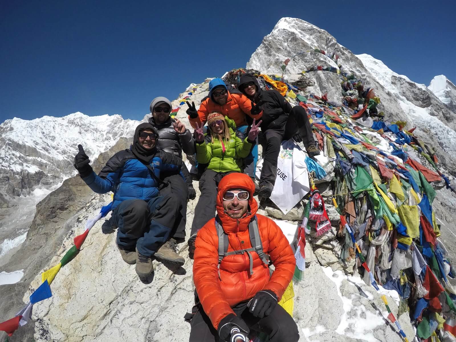 Chaqueta de plumas recomendada para trekking en Nepal y rutas de alta monta&ntilde;a en el Himalaya
